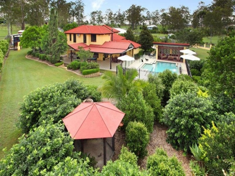 15 Diamantina Circle, Karalee QLD 4306