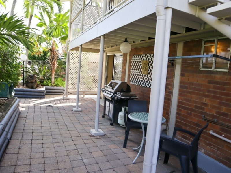 76 Medcraf Street, Park Avenue QLD 4701