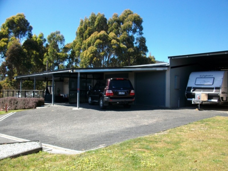 69 Knox Drive, South Spreyton TAS 7310