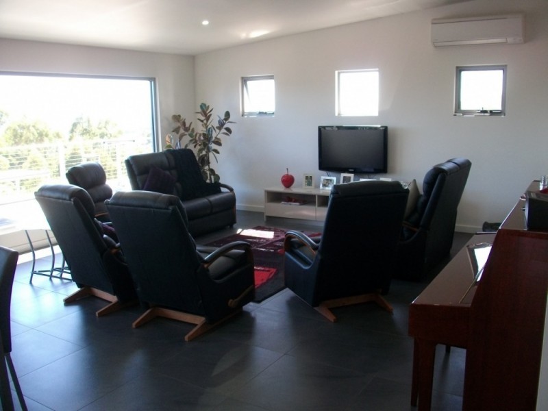 69 Knox Drive, South Spreyton TAS 7310