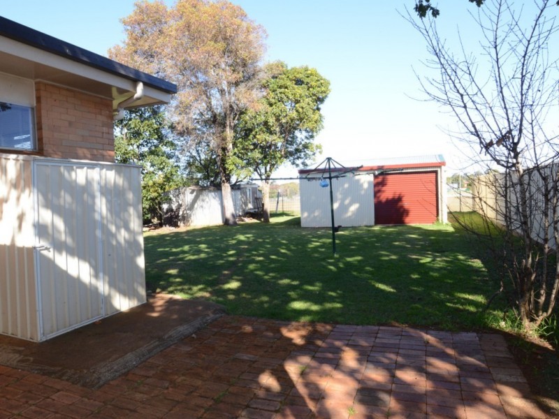 380 Bridge Street, Wilsonton QLD 4350