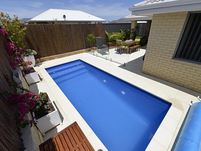 12 Viminea Street, Carramar WA 6031