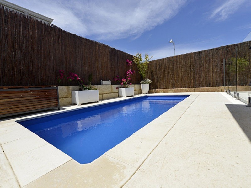 12 Viminea Street, Carramar WA 6031