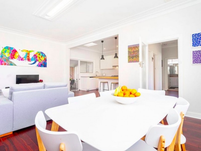 241 Grand Promenade, Doubleview WA 6018