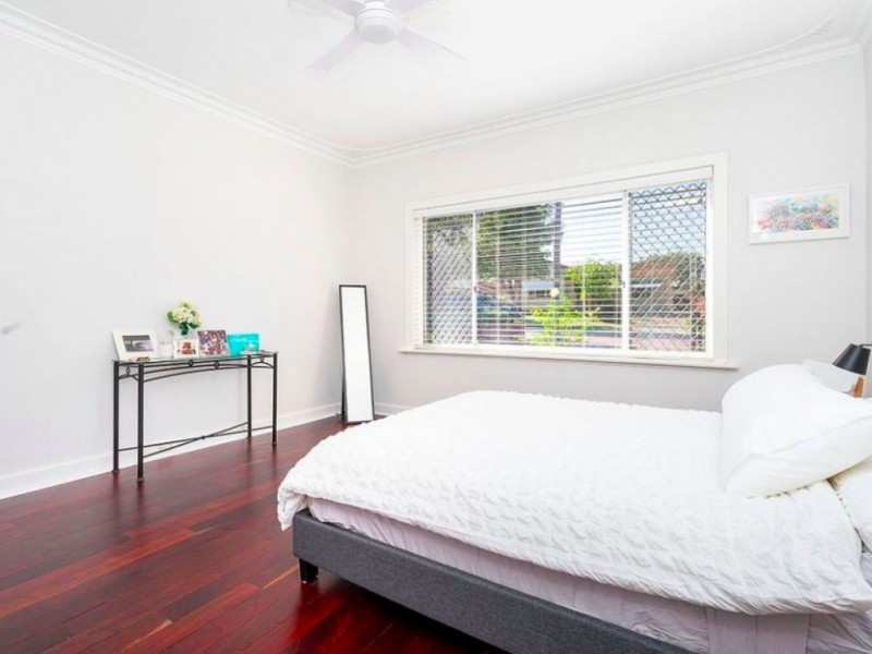 241 Grand Promenade, Doubleview WA 6018