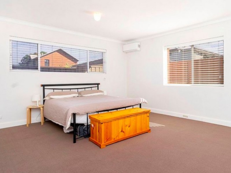 241 Grand Promenade, Doubleview WA 6018