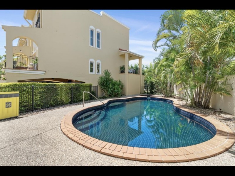 5/14 Pendraat Parade, Hope Island QLD 4212