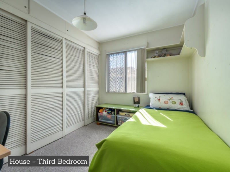 270 Oxley Dr, Coombabah QLD 4216