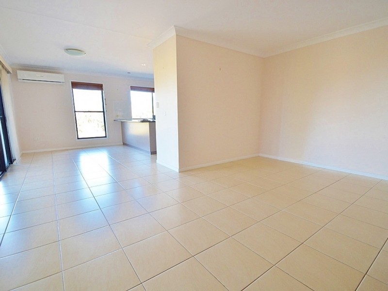 107 Parklea Drive, Placid Hills QLD 4343