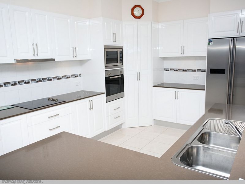 137 Cove Boulevard, River Heads QLD 4655