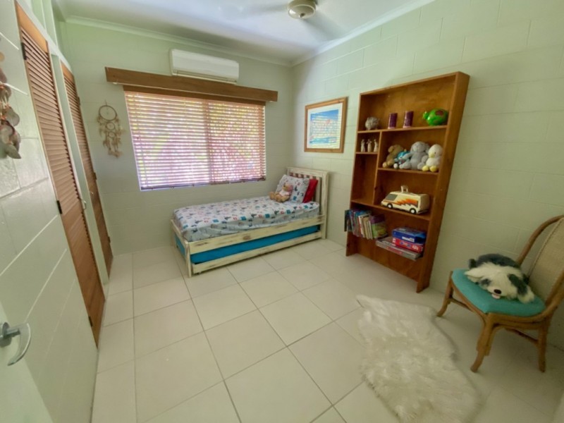 10 Hagen Close, Trinity Beach QLD 4879