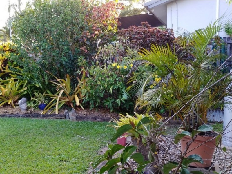 10 Hagen Close, Trinity Beach QLD 4879