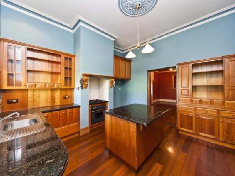 113 Crawford Road, Maylands WA 6051