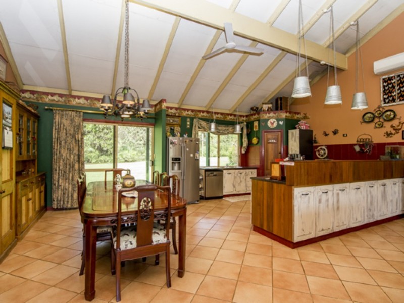 580 Collie River Road, Burekup WA 6227