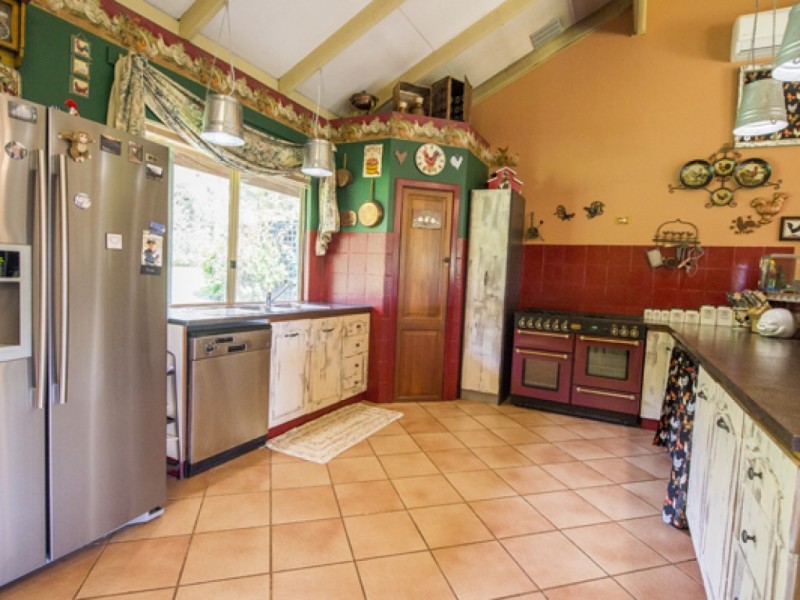 580 Collie River Road, Burekup WA 6227