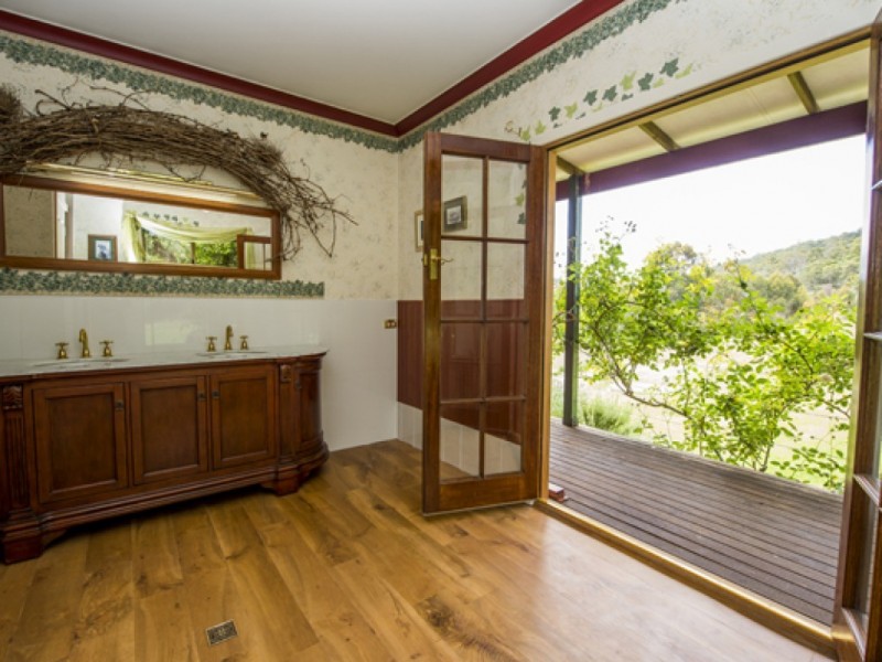 580 Collie River Road, Burekup WA 6227