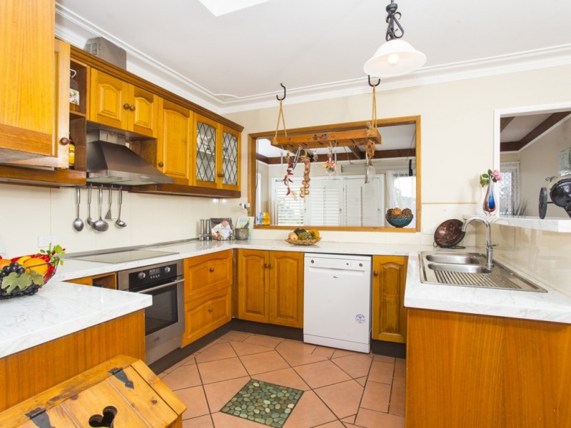 4 Gillieston Road, Maitland NSW 2320