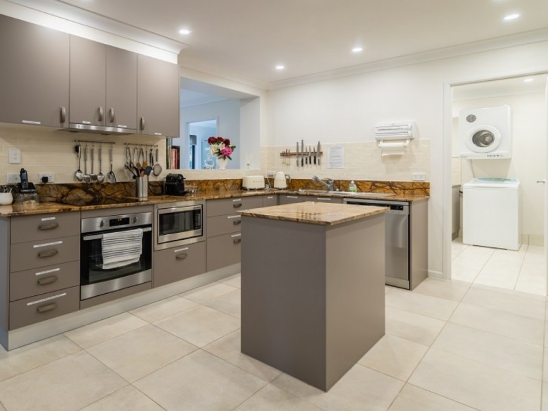 17 Lyrebird Ridge Road, Springbrook QLD 4213