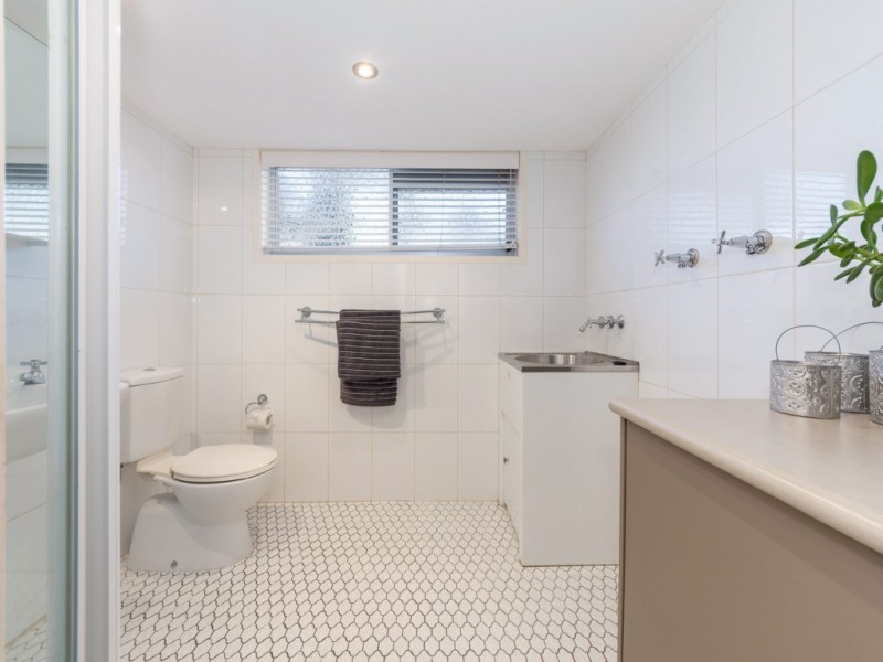 1/27 Monaco Street, Surfers Paradise QLD 4217