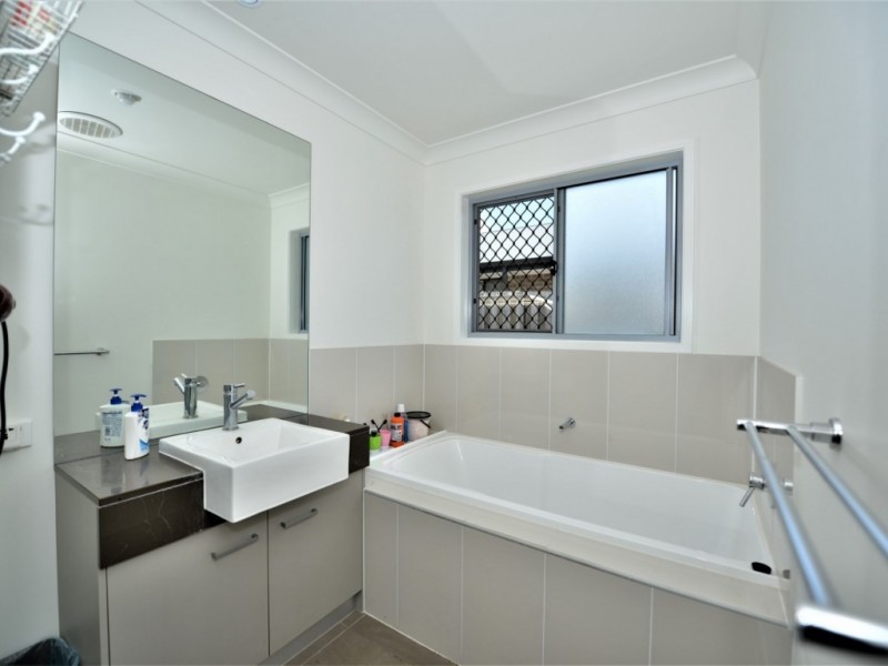 30 Rowe Crescent, Thornlands QLD 4164