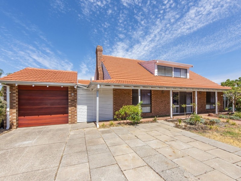 8 Cashel Way, Waterford WA 6152