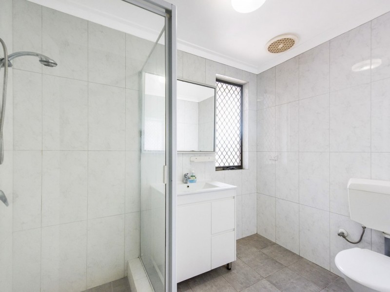 8 Cashel Way, Waterford WA 6152