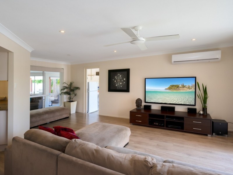 4 Mildura Drive, Helensvale QLD 4212