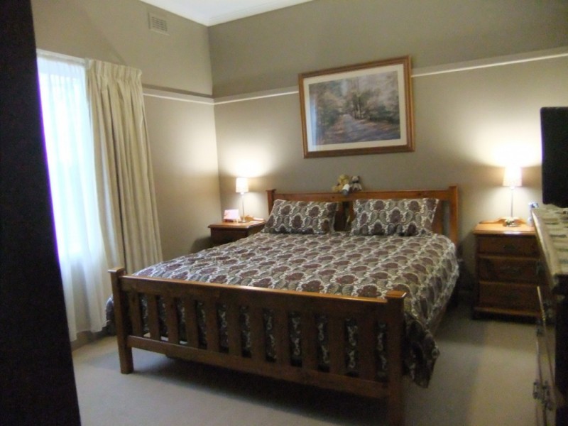 67 Weir Street, Euroa VIC 3666