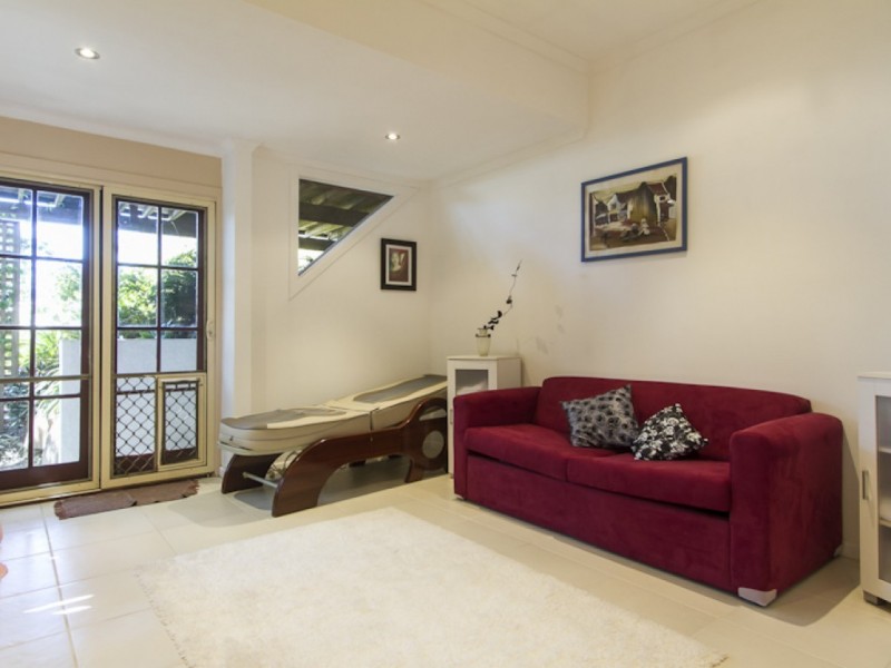 8 Coolamon Court, Tugun QLD 4224