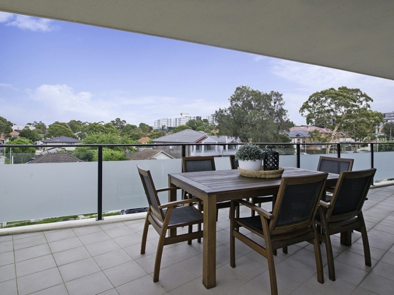 206/6 Sunbeam Street, Campsie NSW 2194