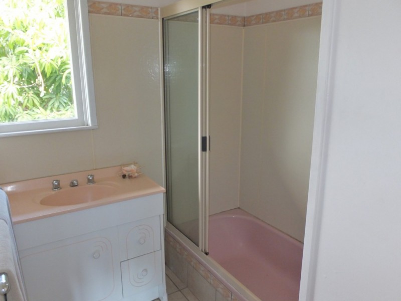 170 Charles Street, Cranbrook QLD 4814