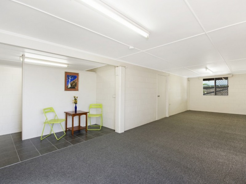 170 Charles Street, Cranbrook QLD 4814