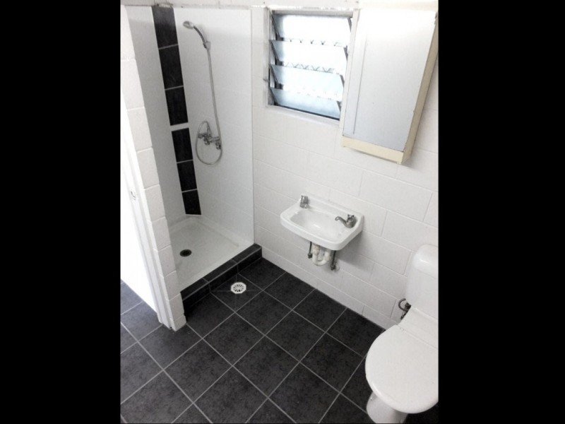 170 Charles Street, Cranbrook QLD 4814