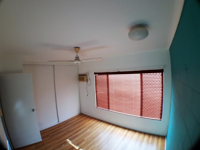 5/8 Short street, Redlynch QLD 4870