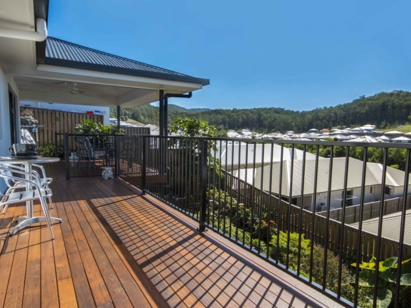 23 Greenvale Crescent, Maudsland QLD 4210