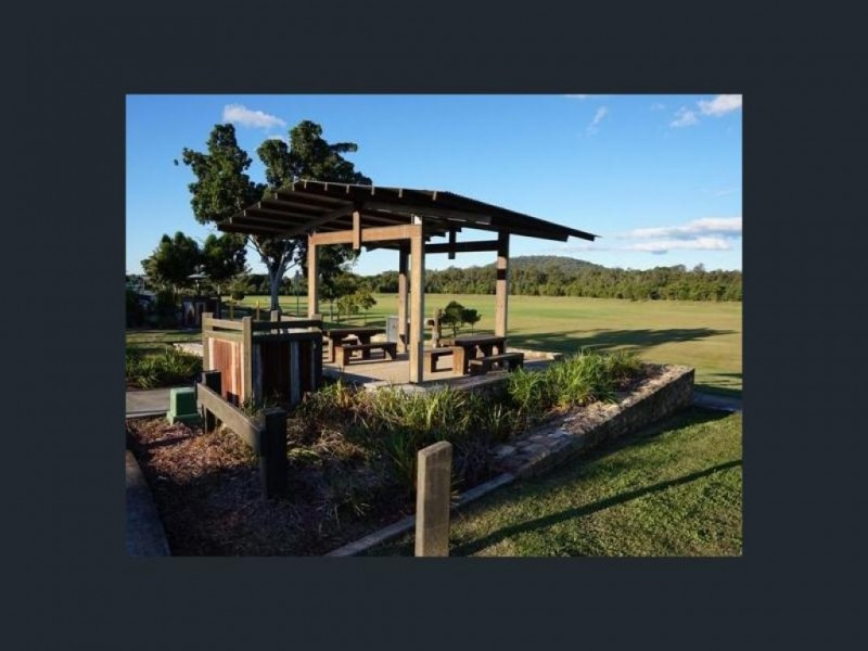 23 Greenvale Crescent, Maudsland QLD 4210