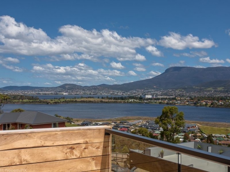 47 Grevillea Avenue, Old Beach TAS 7017