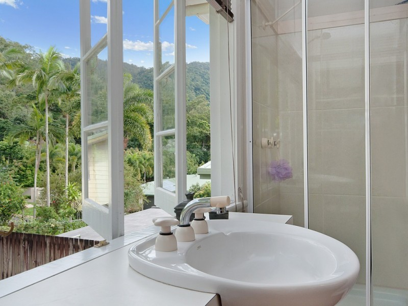 11 Bauhinia Avenue, Earlville QLD 4870