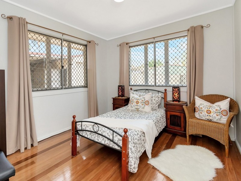 76 Diamond Street, Riverview QLD 4303