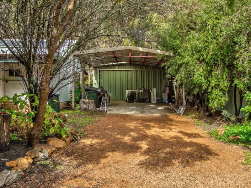 18 Begonia Court, Dwellingup WA 6213