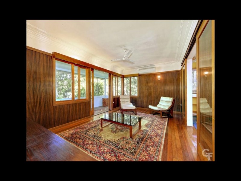 7 Jenkinson Street, Indooroopilly QLD 4068