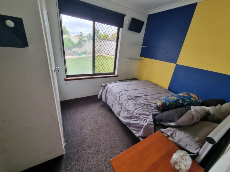 2 Vanguard Crt, Port Kennedy WA 6172