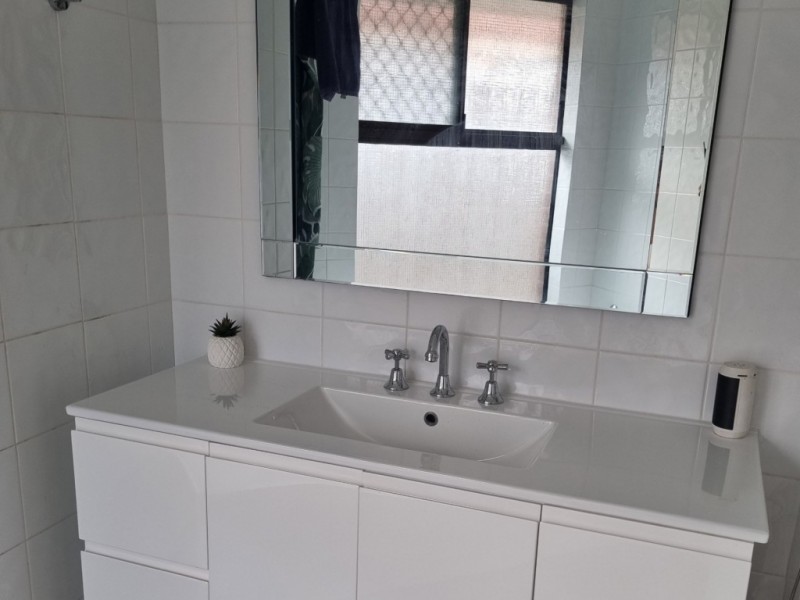 2 Vanguard Crt, Port Kennedy WA 6172