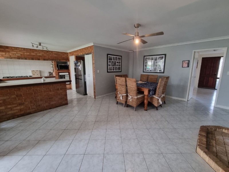 2 Vanguard Crt, Port Kennedy WA 6172