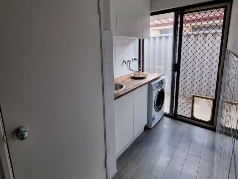 2 Vanguard Crt, Port Kennedy WA 6172