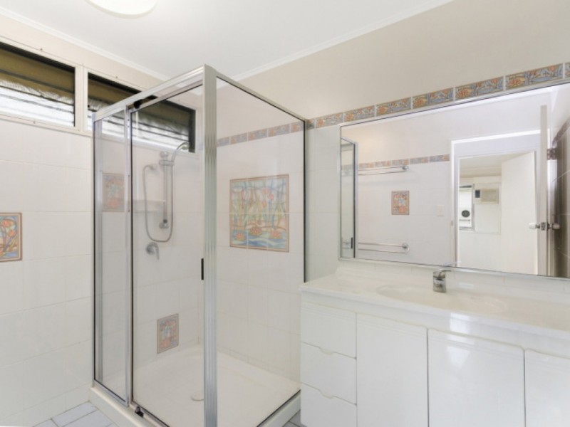 10 Etheridge Street, Mount Louisa QLD 4814