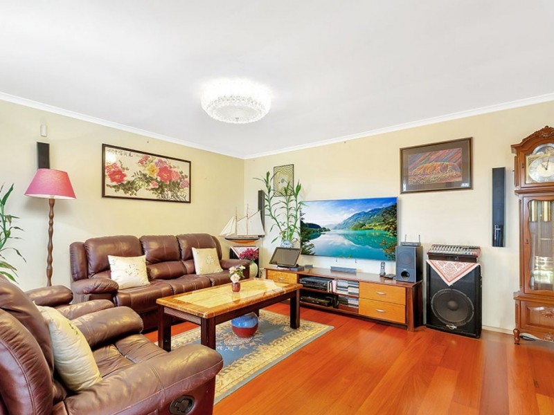 3 Mooloolah Court, Hillcrest QLD 4118