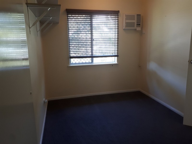 2/25-27 Fairweather Street, Yorkeys Knob QLD 4878