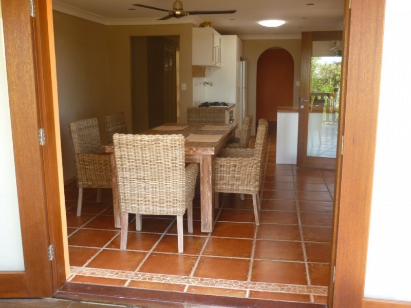 8 Jerrob Court, Carrara QLD 4211