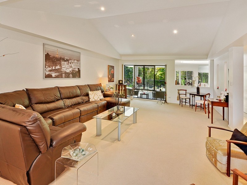 13 Campbellville Circuit, Pelican Waters QLD 4551